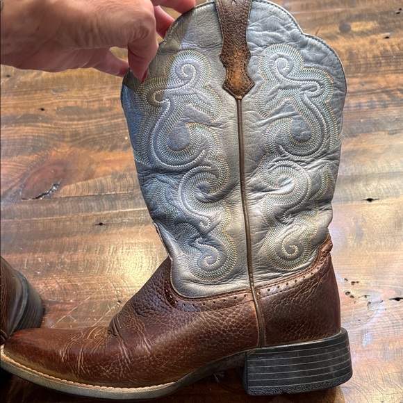 Men's Brown and Blue Western Boots - Picture 4 of 7